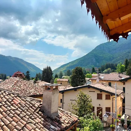 Vista Panoramica Giardino E Montagne Apartment